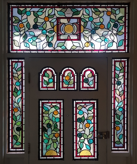 Victorian Stained Glass-V2112