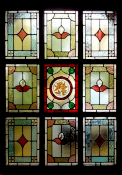 victorian Stained Glass-V718